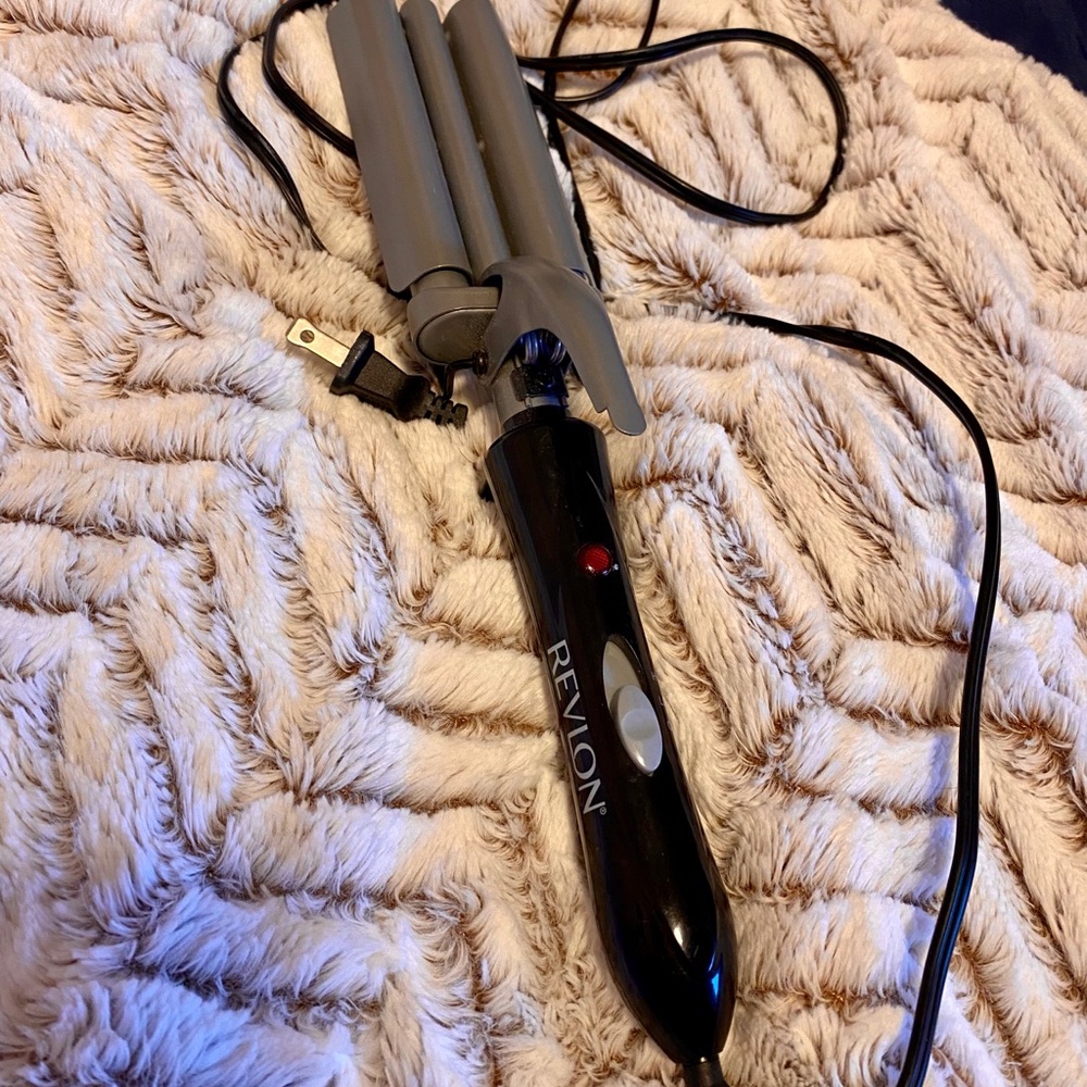 Revlon styling iron
